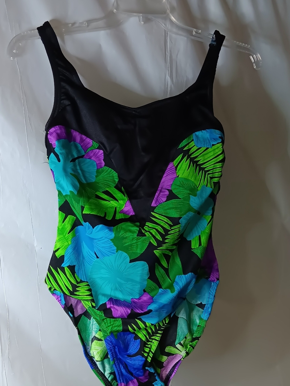 Gantner of California Women's 16 Teal/Purple/Green Tropical Flowers/Leaves